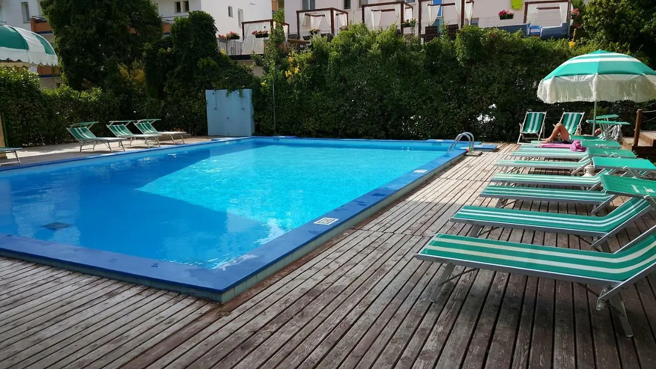 Maxi Heron Lido di Jesolo Hotel